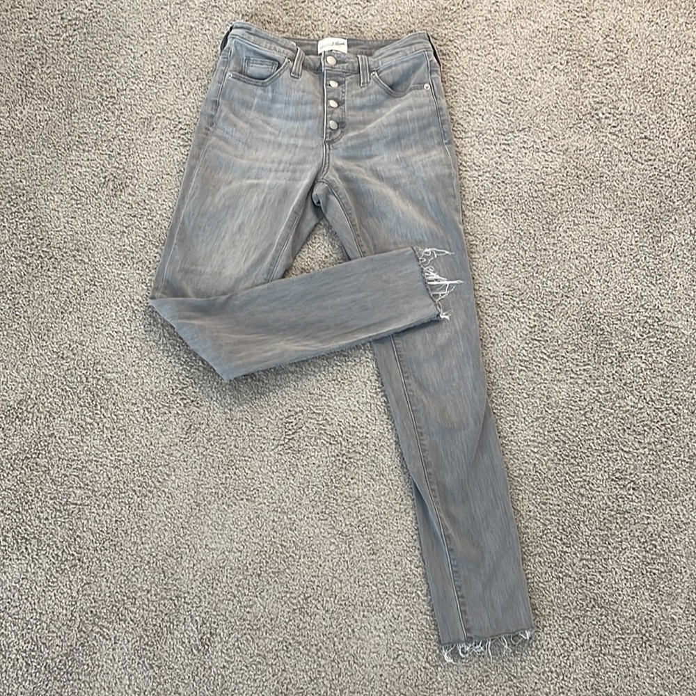 Universal Threads skinny jeans